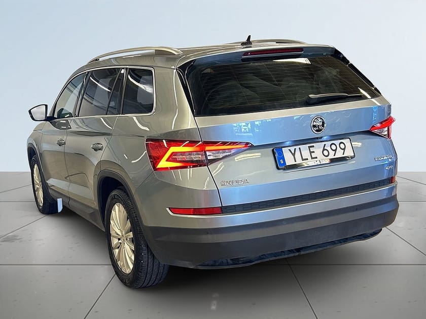 Bild 5 av Škoda Kodiaq Skoda 2.0 TSI 4x4 S&V-däck/drag/MoK/Kamera/Navi/El lucka