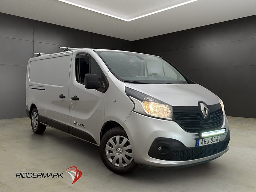 Bild 1 av Renault Trafic Skåpbil L2 Värmare Drag B-Kamera Takräcke Farthållare