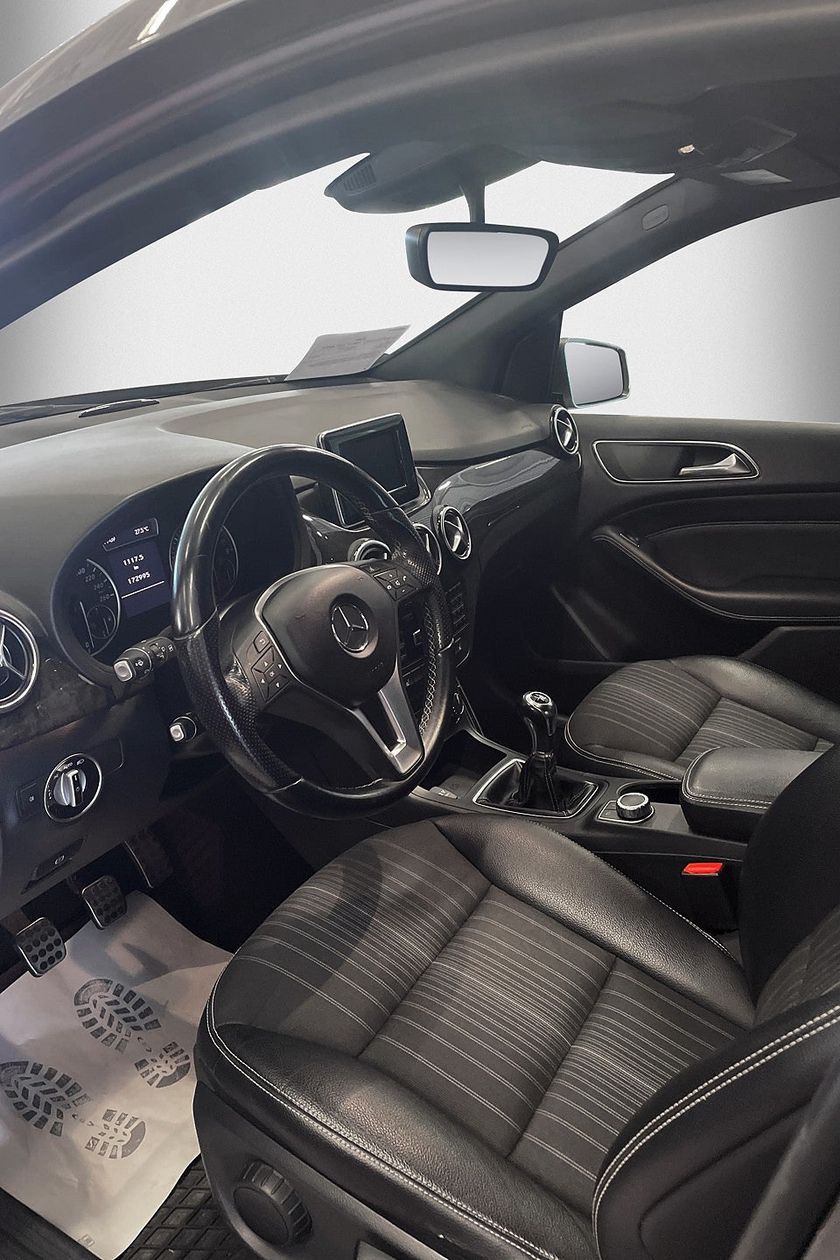Bild 4 av Mercedes-Benz B 200 BE Blue efficiency 156 hk