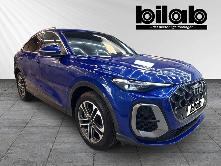 Bild 2 av Audi Q5 Sportback 204hk  TDI QUATTRO S LINE Mildhybrid, Tech Plus