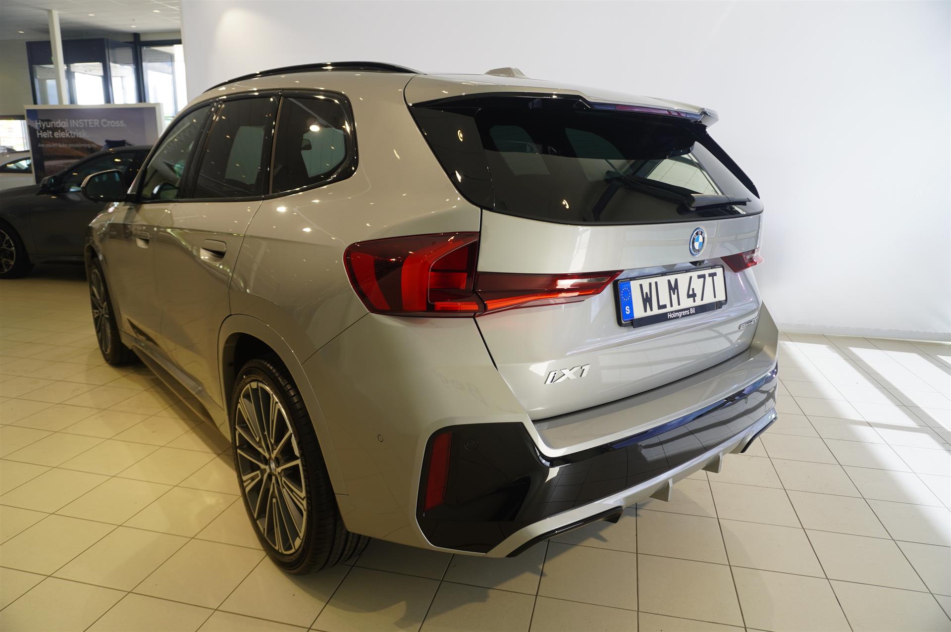 BMW iX1 eDrive20, 204ps, 2026
