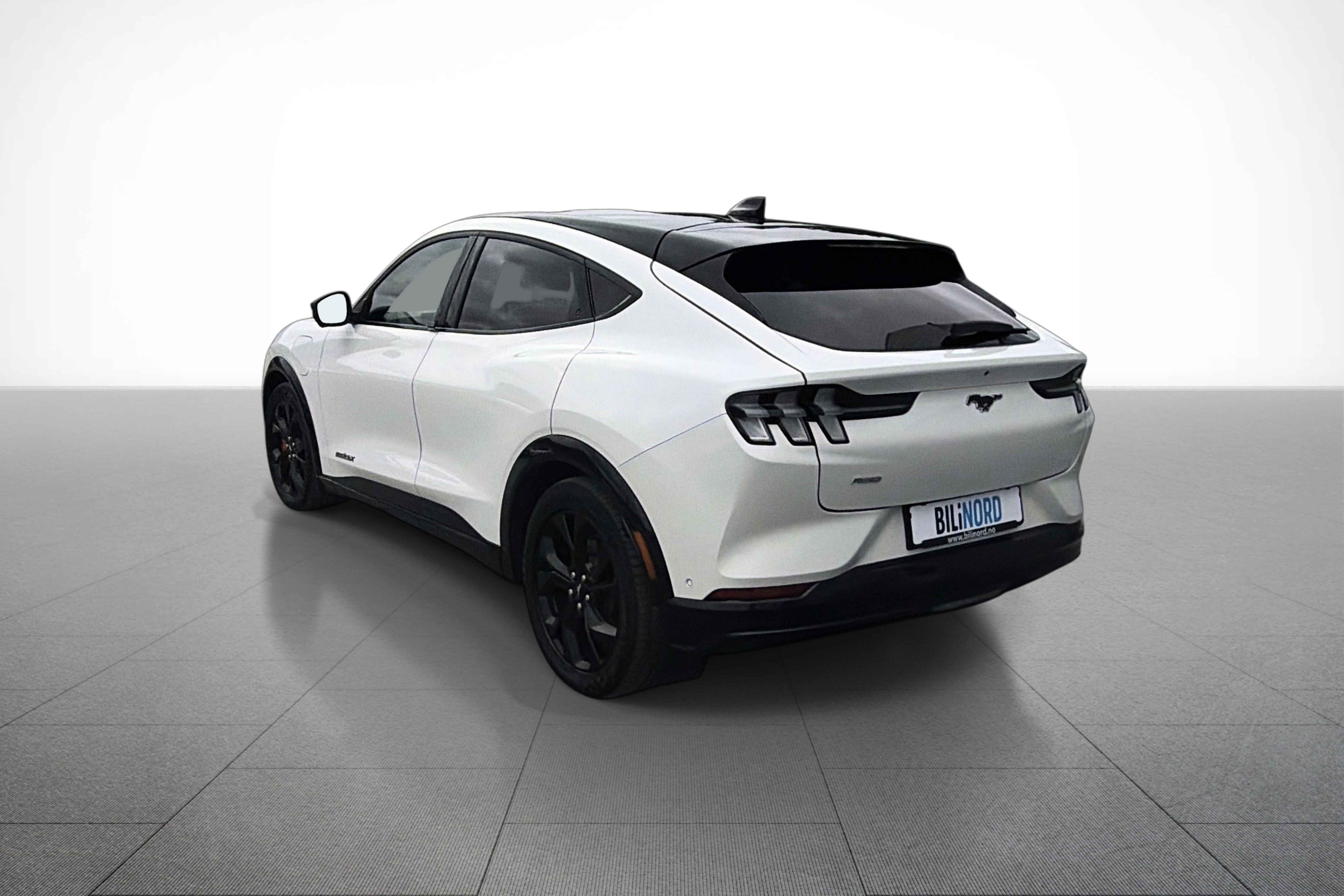 Ford Mustang Mach-E Long Range AWD bilde 4