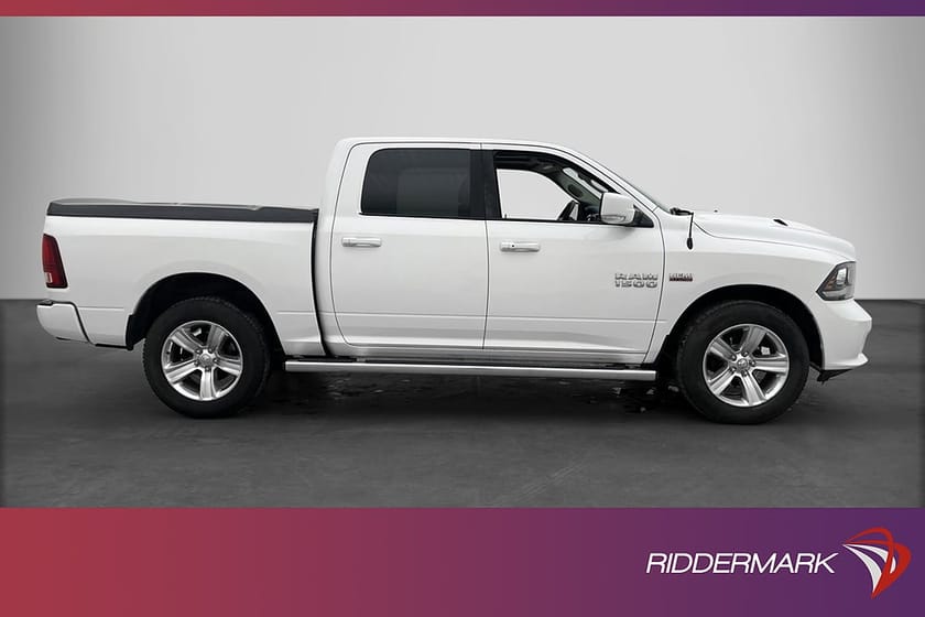 Bild 2 av RAM 1500 Crew Cab Dodge Sport 5.7 4x4 Drag Alpine Taklucka Skinn MOMS