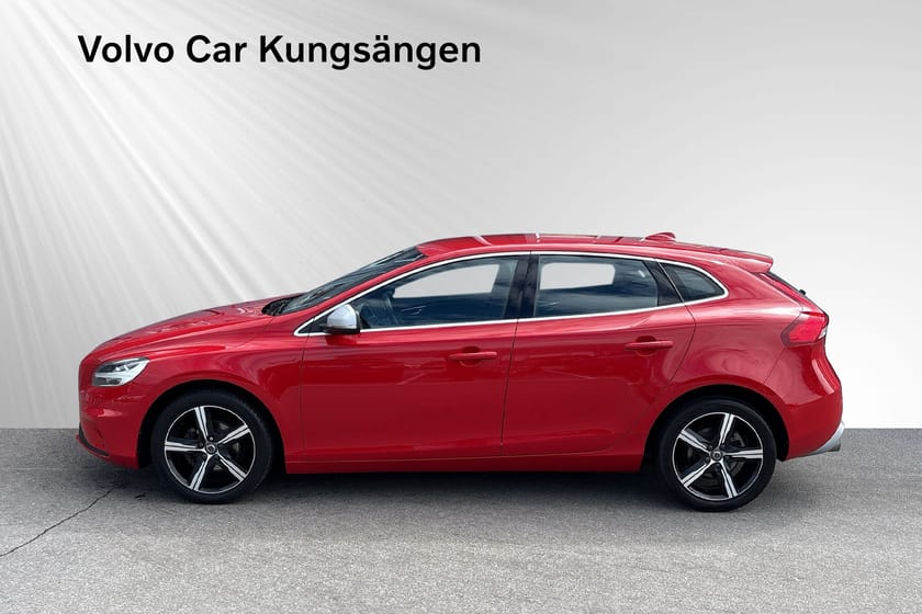 Bild 5 av Volvo V40 D2 Business Adv R-Design DRAG/VÄRMARE
