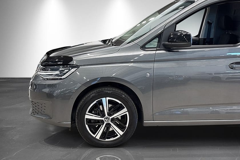 Bild 2 av Volkswagen Caddy Cargo Maxi Maxi 1.5 TSI Värmare Inredning Baslåda SoV