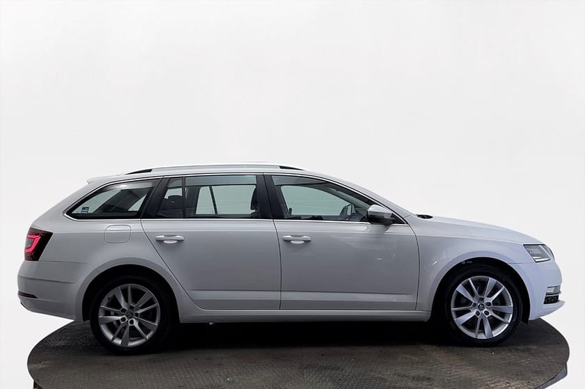 Bild 5 av Škoda Octavia Kombi Skoda 1.4 TSI G-TEC CNG Style Navi Infotain FrontAssist
