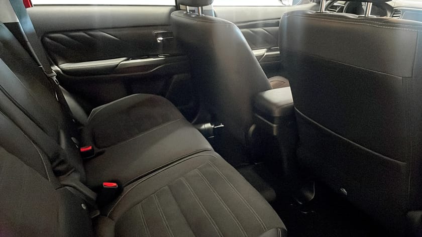 Bild 5 av Mitsubishi Outlander PHEV 2.0 203Hk B-Kamera Dragkrok