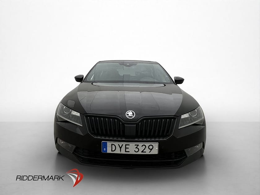 Bild 2 av Škoda Superb Skoda TSI 4x4 280hk Sportline Canton Värm Kamera Drag