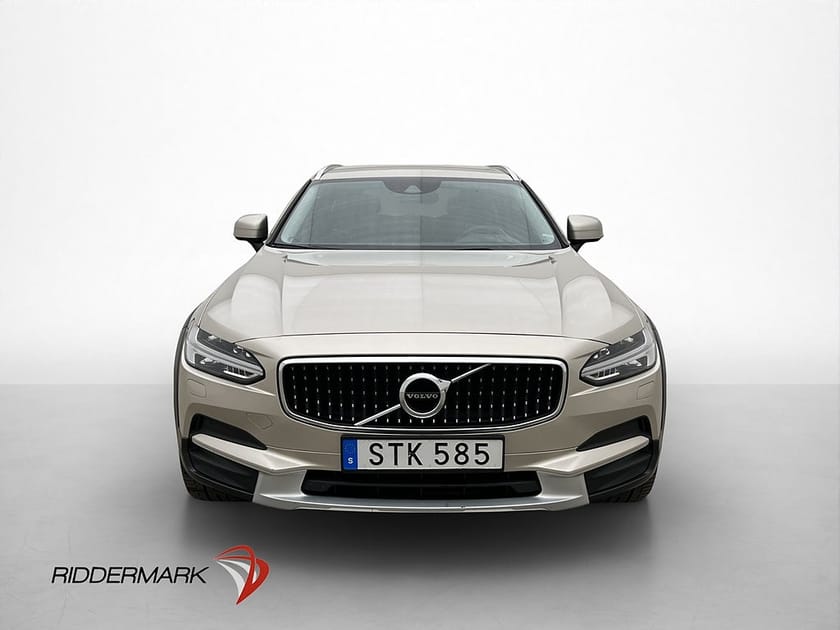 Bild 2 av Volvo V90 Cross Country D4 AWD 190hk VOC D-Värmare Dragkrok