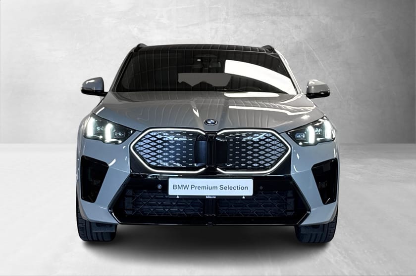 Bilde 2 av BMW iX2 xDrive30