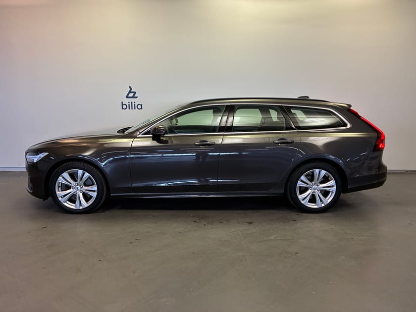 Bild 3 av Volvo V90 B4 Diesel Core / Keyless / BLIS / Backkamera / Navigation /