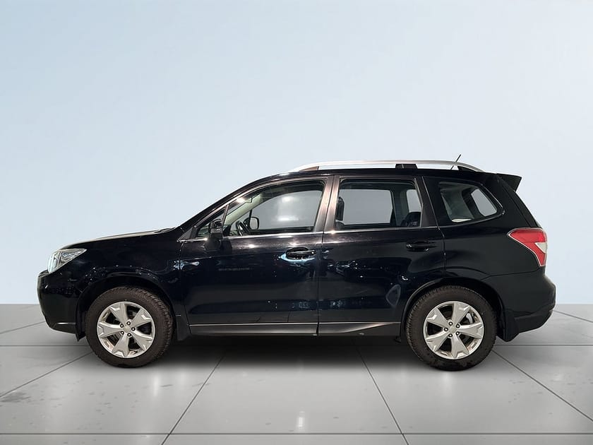 Bild 4 av Subaru Forester 2.0 4WD Dragkrok Motorvärmare Kamera Extraljus S/V-hjul