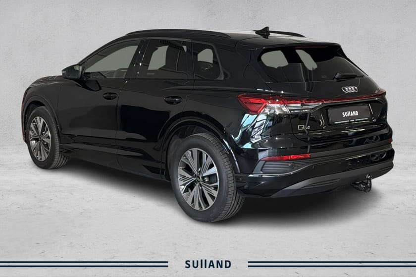 Bilde 3 av Audi Q4 55 e-tron quattro quattr s line pro