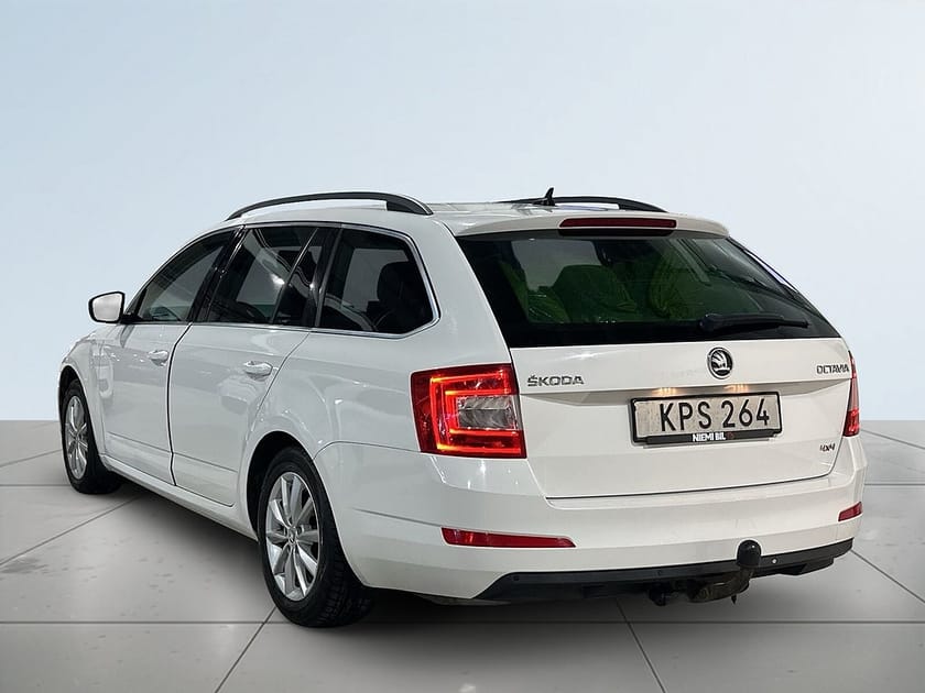 Bild 5 av Škoda Octavia Kombi Skoda 1.6 TDI 4x4 Ambition Drag Dvärm MoK S/V-hjul