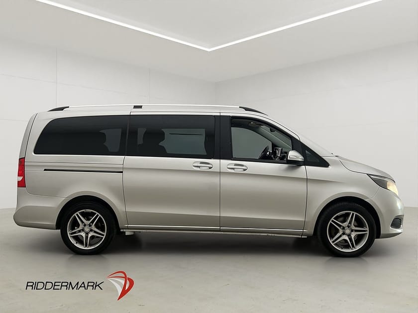 Bild 2 av Mercedes-Benz V 220d 4MATIC 3.1t 220 Lång Avantgarde Drag Värm 8-Sit