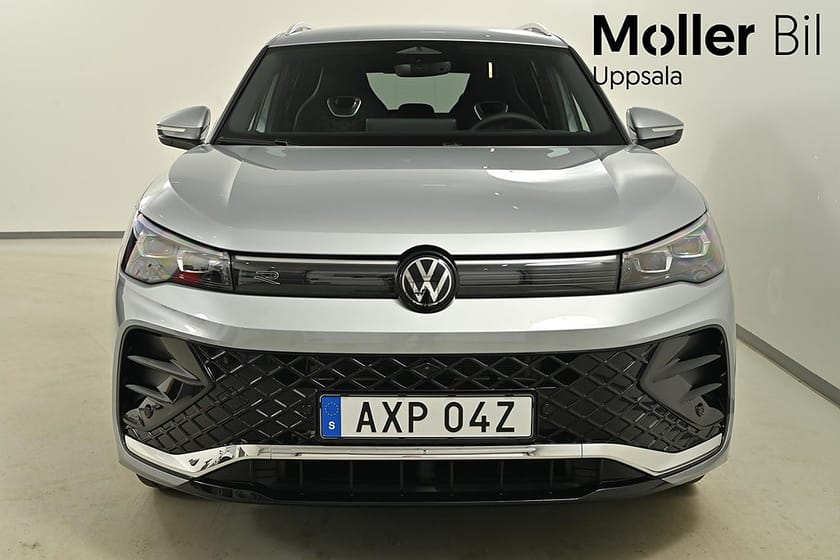 Bild 2 av Volkswagen Tiguan eHybrid R-Line SWE Edition 272 hk DSG6 LAGER
