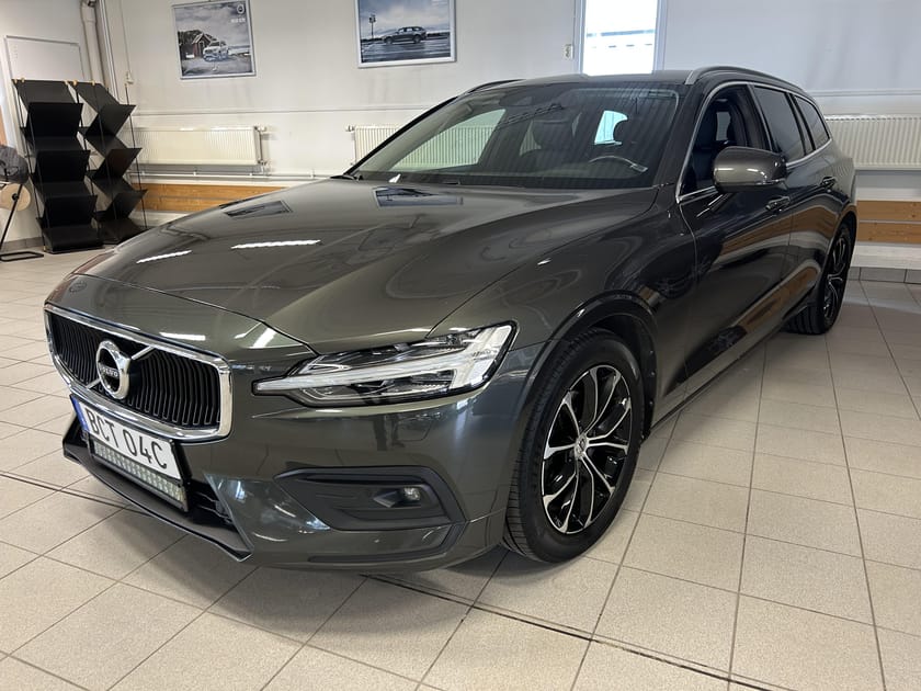 Bild 1 av Volvo V60 D4 AWD Momentum Advanced SE II