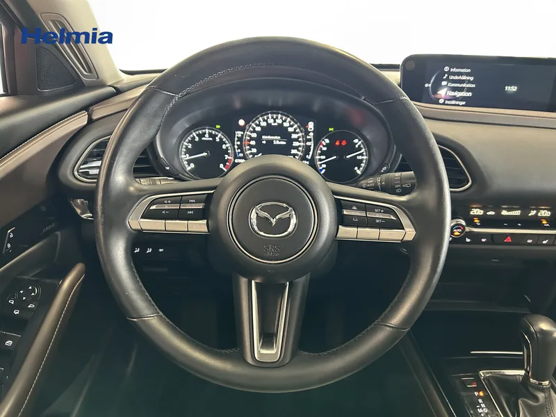 Bild 10 av 16 – Mazda CX-30 Cosmo AWD