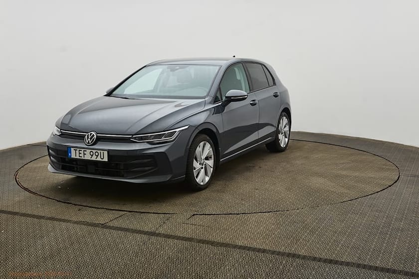 Bild 1 av Volkswagen Golf 8,5 FACELIFT Life Edition P-VÄRMARE|MOMS|BACK