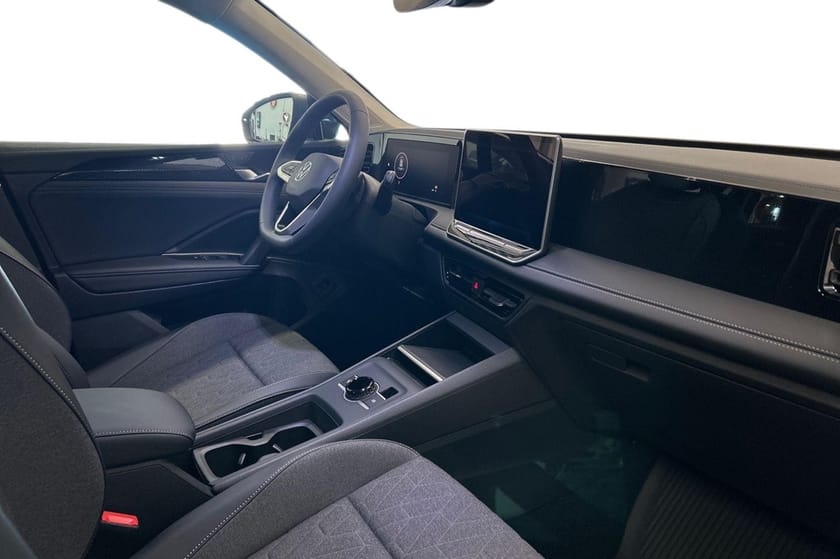 Bild 5 av Volkswagen Tiguan Life 1.5eTSI 150hk Aut Drag Värm IQ-Light