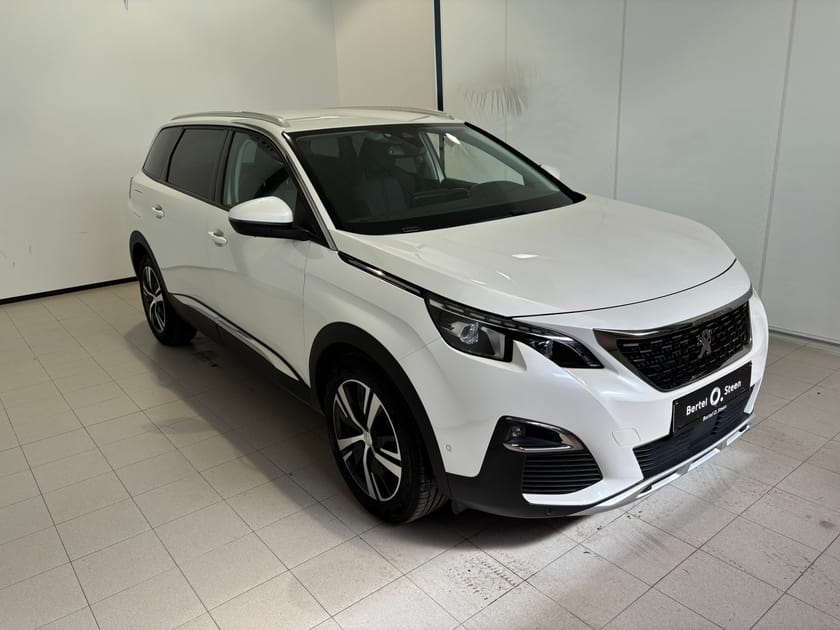 Bilde 2 av Peugeot 5008 Navigasjon, hengerfeste, apple Carplay. 3 isofix bak.