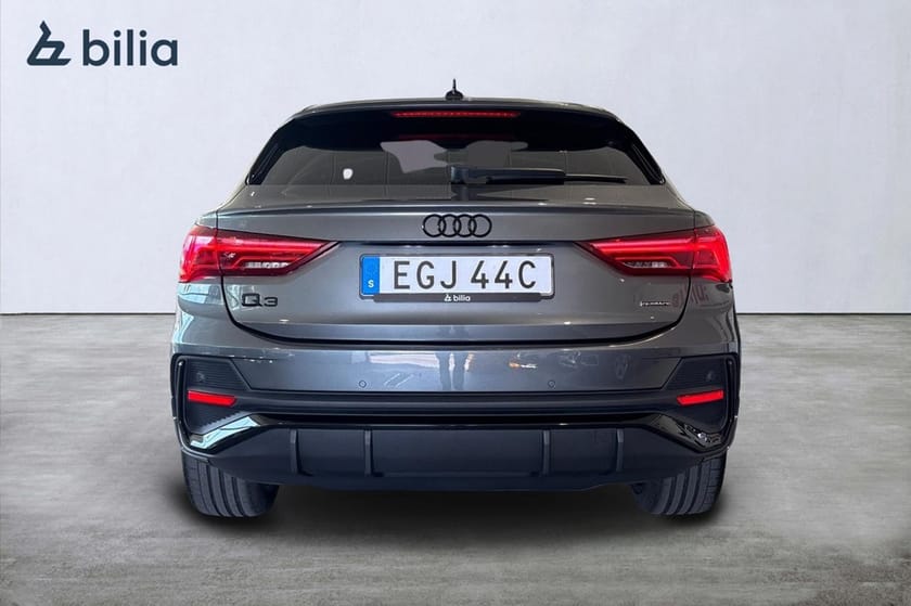 Bild 4 av Audi Q3 Sportback 40 TFSI quattro S Line 190 hk