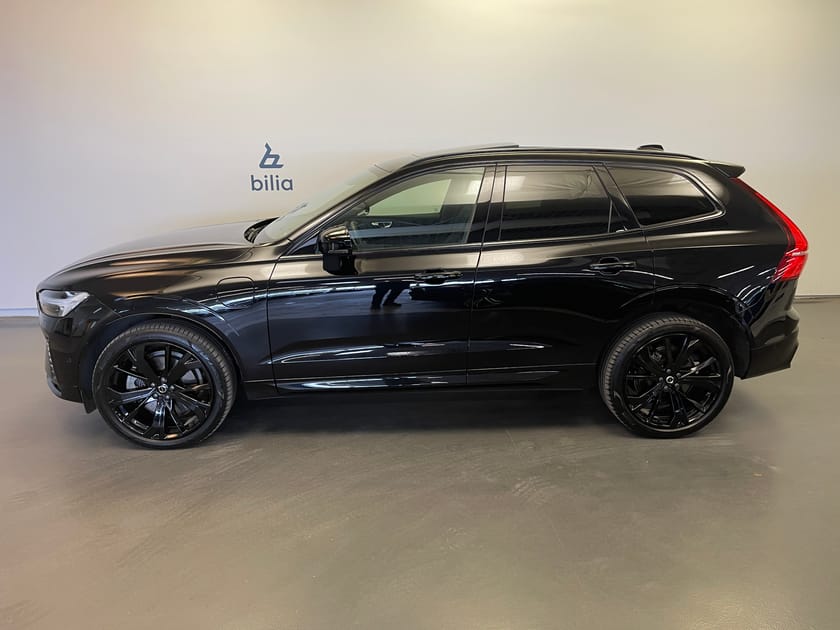 Bild 2 av Volvo XC60 T6 Plus Black Edition / Tonade rutor / Harman Kardon / Backkamera /