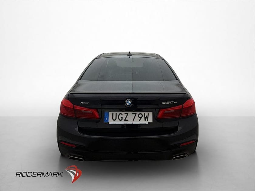 Bild 5 av BMW 530e xDrive iPerformance Sedan 272hk M-Sport Cockpit Kamera CarPlay