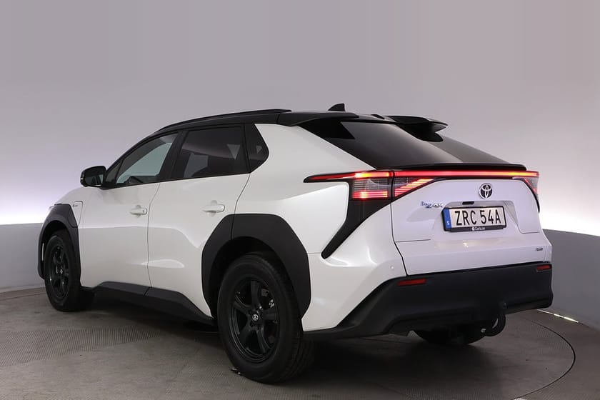 Bild 4 av Toyota bZ4X 71,4 kWh AWD Style Edition Pano Drag Elstol 360
