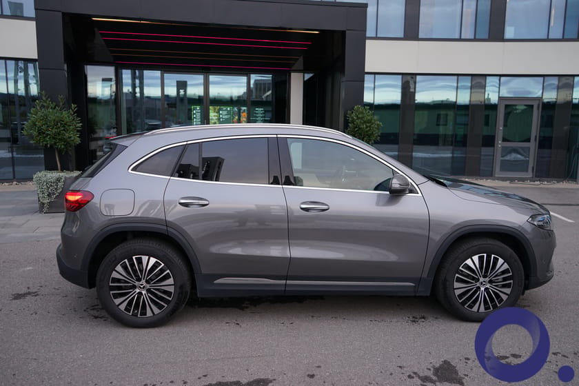 Bilde 4 av Mercedes-Benz EQA 300 4MATIC