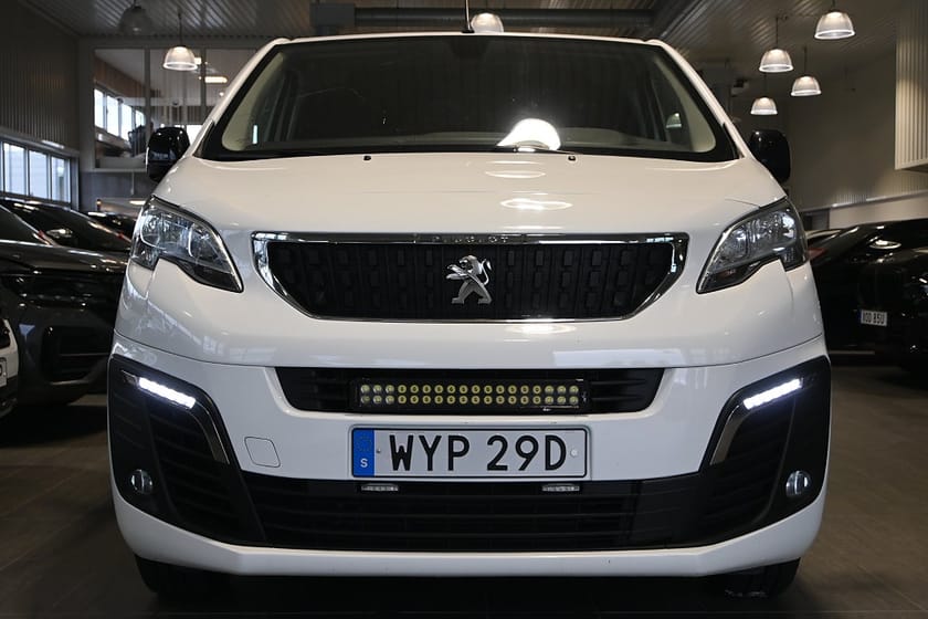 Bild 5 av Peugeot Expert Utökad Last 2.0 BlueHDi 180hk CrewCab L3 PRO+ 6-sits