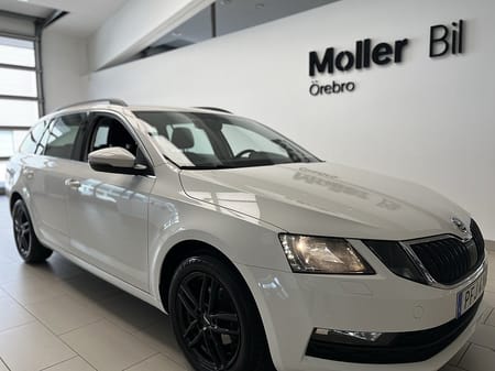 Škoda Octavia Kombi Skoda Combi AMBITION 1.6 115HK Park.S Bak I Apple-Carplay