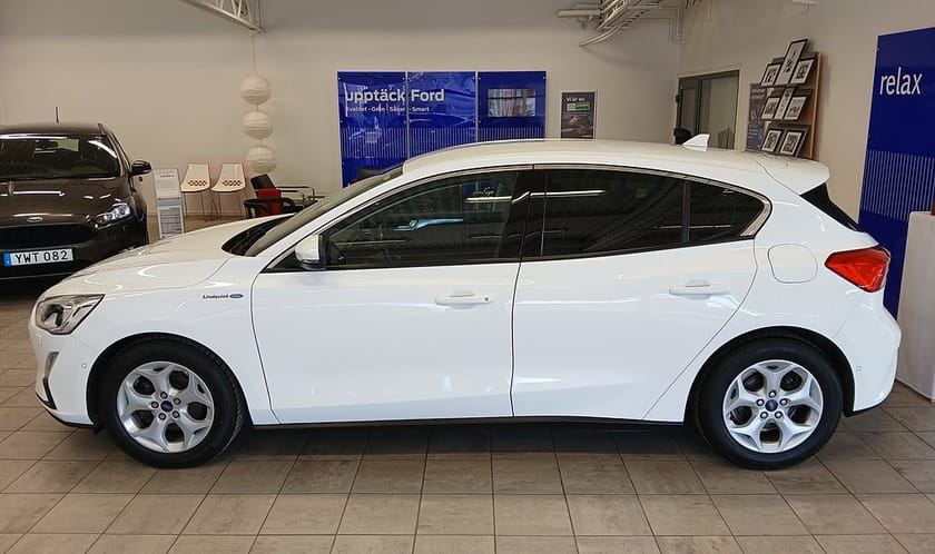 Bild 1 av Ford Focus Titanium 5D EcoBoost 125 Euro 6 Kamkedja