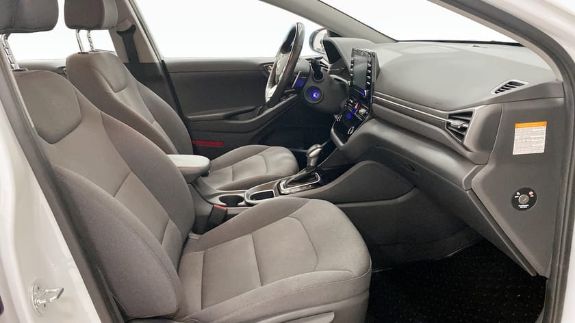 Bild 3 av Hyundai Ioniq Plug-in 1.6 DCT 164hk Trend - Backkamera - Drag