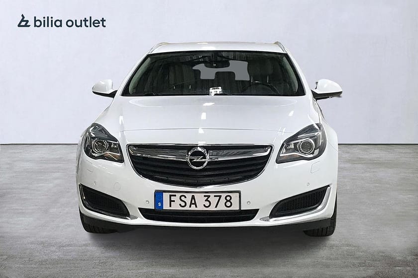 Bild 3 av Opel Insignia Sports Tourer ST 2.0 CDTI 4x4 Business 163hk Navi Drag Rattvärm PDC