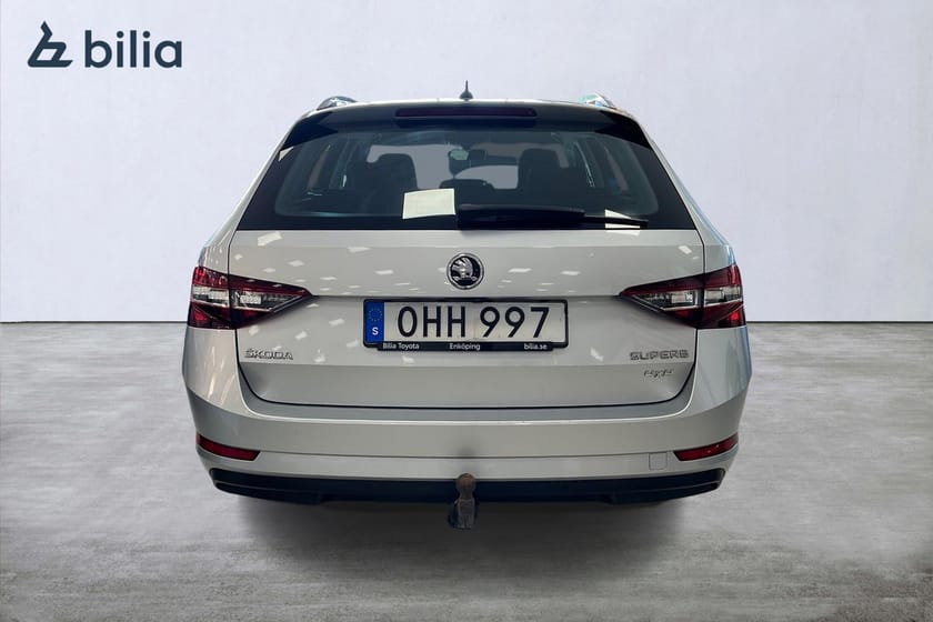 Bild 5 av Škoda Superb Kombi Style 4x4 Manuell Drag Värmare V-hjul