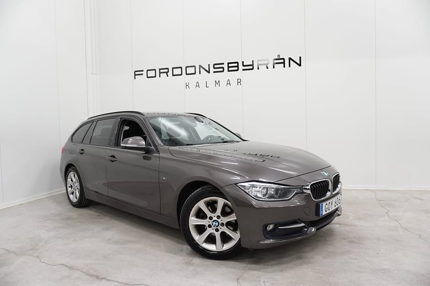 Bild 1 av BMW 320d Touring 184HK Sport Line HiFi PDC Drag
