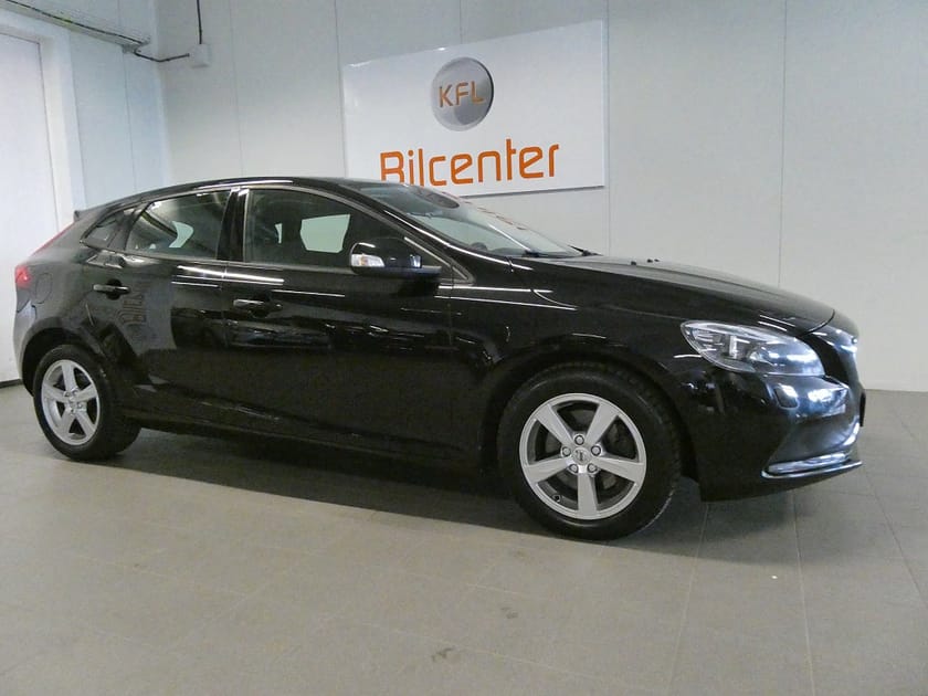 Bild 2 av Volvo V40 T3 Dragkrok-Värmare-Nyservad-SoV