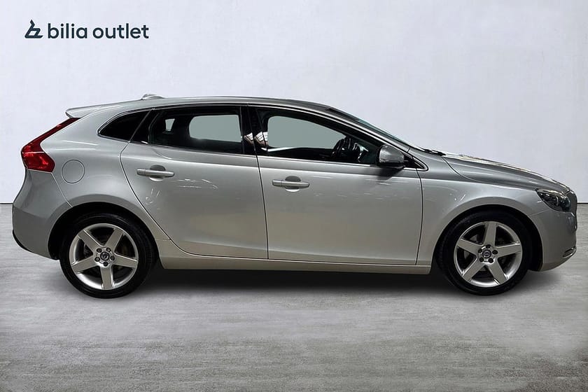 Bild 5 av Volvo V40 D2 Your Momentum 115hk P-värm PDC KamremBytt