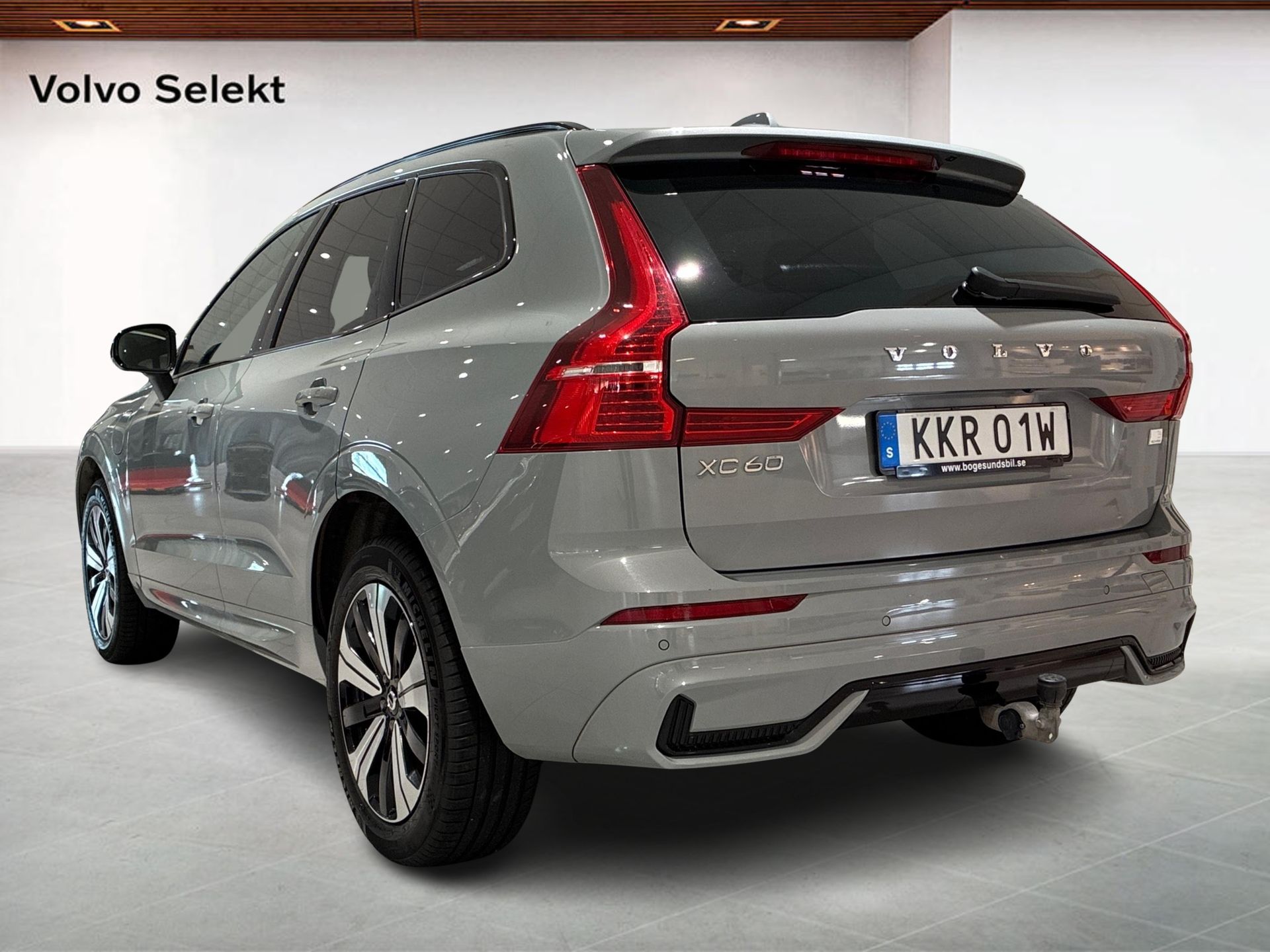Volvo XC60 Recharge T6 Plus Dark Edition 2024, bild 2/10
