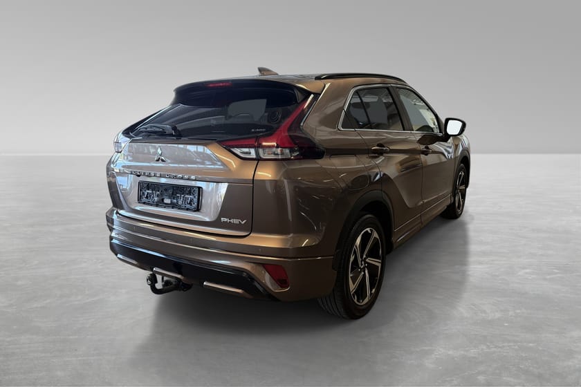 Bilde 5 av Mitsubishi Eclipse Cross PHEV Instyle+ AWD/ H.feste/ Hud/ Pano/ Acc/ 360/ +++