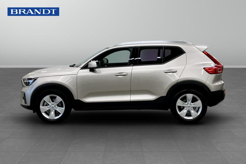 Bild 3 av Volvo XC40 B4 FWD Bensin Core SE II