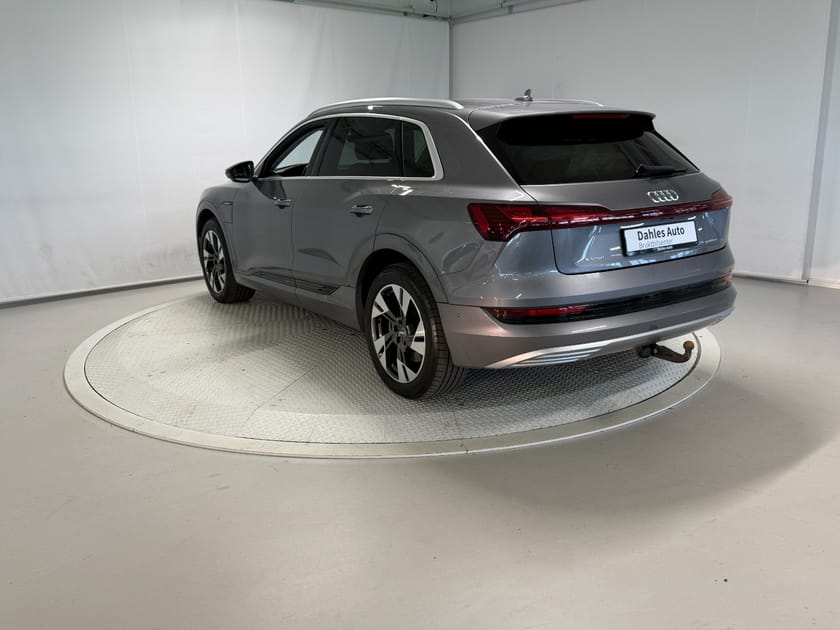 Bilde 4 av Audi e-tron 55 quattro ADVANCED SPORT ACC/Krok/360/Delskinn/El.sete/Matrix