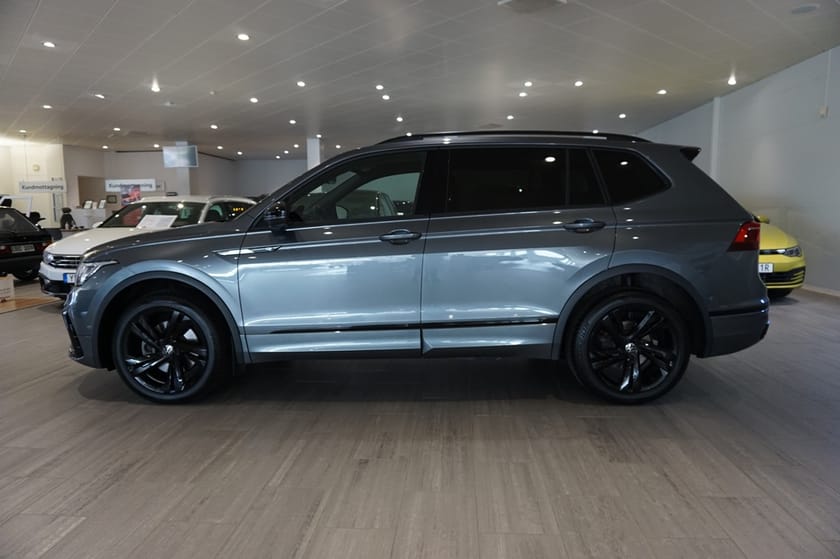 Bild 2 av Volkswagen Tiguan Allspace 5-sätes 2.0 TDI 200 DSG7 4M R-Line Black