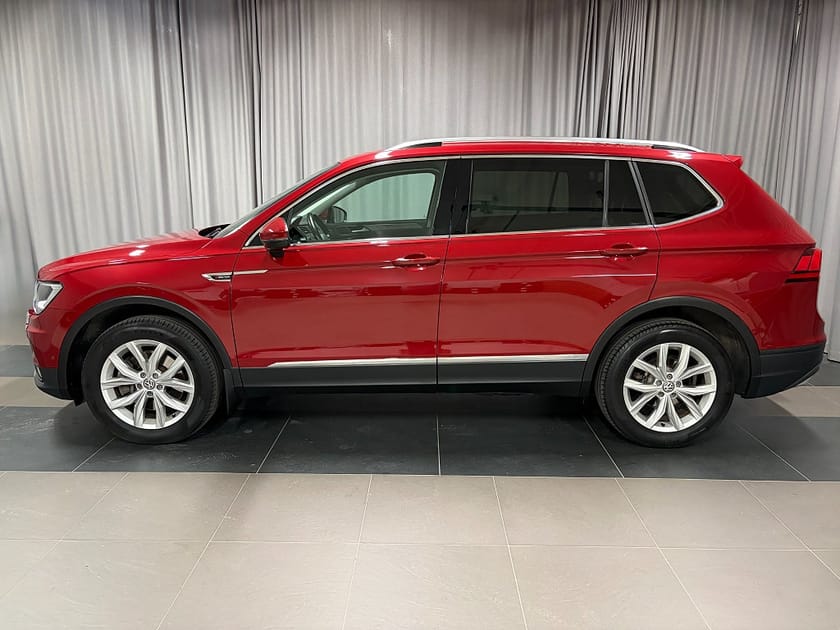 Bild 2 av Volkswagen Tiguan Allspace 5-sätes 2.0 TSI 4Motion Inkl. Drag Värmare Vinterhjul