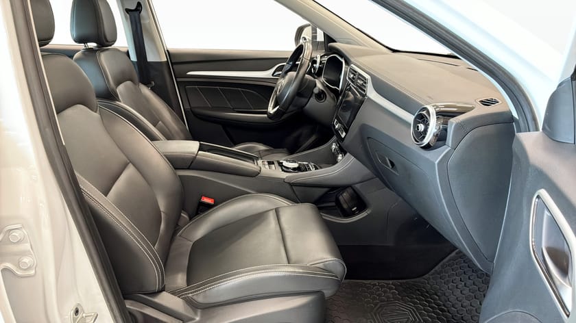 Bild 3 av MG ZS EV // LHD // 45KWH LUXURY MY21 // PANORAMA //