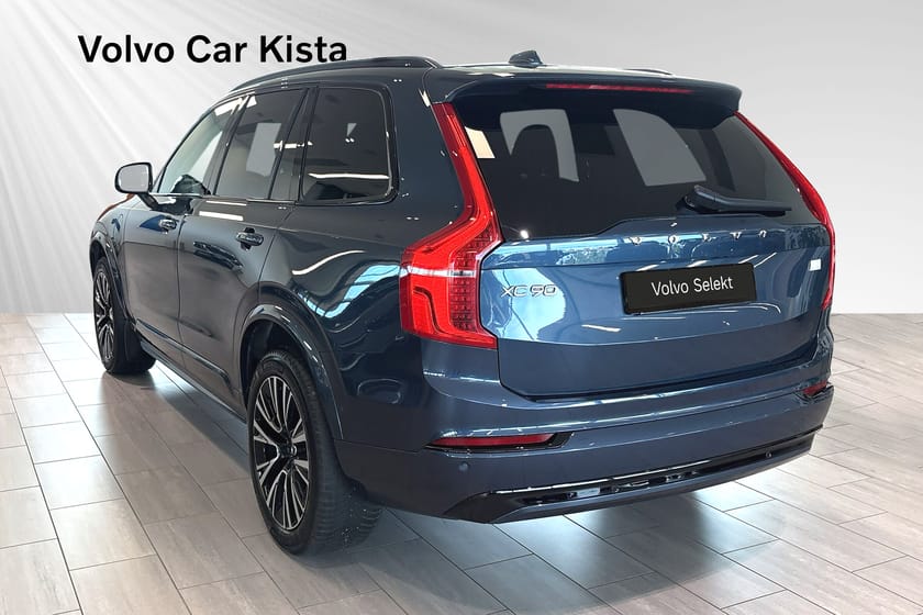 Bild 4 av Volvo XC90 7-seater Recharge T8 Ultimate Dark Pano H/K HUD 360Kam