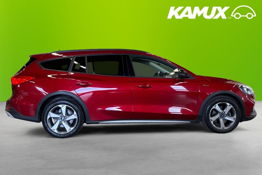 Bild 2 av Ford Focus Active Kombi 1.0 125hk B-Kamera Carplay Drag Få ägare!