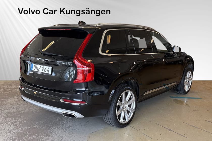 Bild 5 av Volvo XC90 7-seater T5 AWD Inscription 7-säten B/W PANO LÄDER