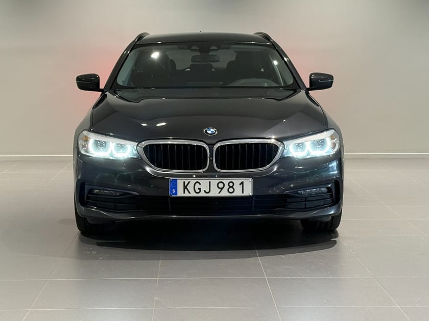 Bild 2 av BMW 530i xDrive Touring Sport Line Drag HiFi Sportstol P. Assist